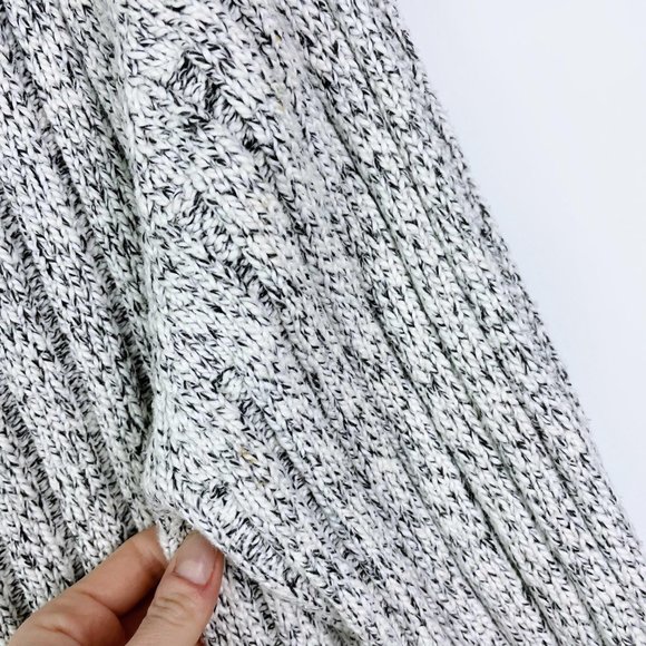 ⚡️SOLD⚡️ vintage 00s roots chunky rib v-neck sweater - size large - Picture 5 of 8